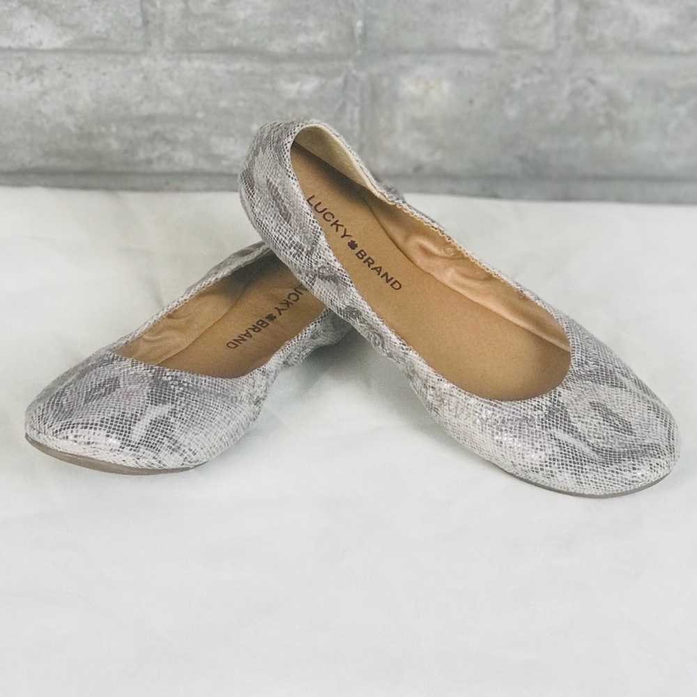 LUCKY BRAND flats woman’s size 8.5